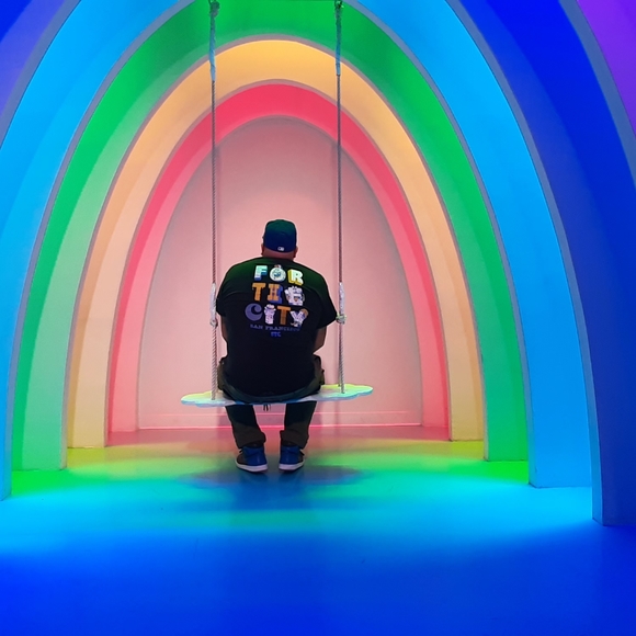 Meet your Posher, Miguel - Picture 5 of 17